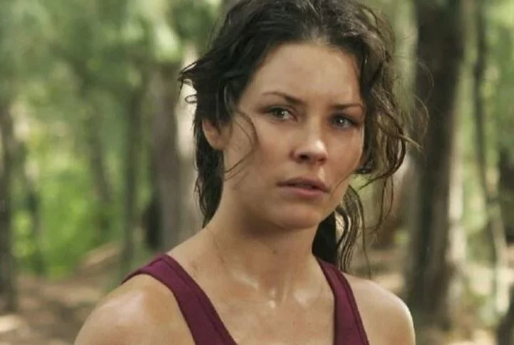Foram 121 episódios em 6 temporadas.  A atuação lhe rendeu uma indicação ao Globo de Ouro, em 2006, como Melhor Atriz Coadjuvante em Série.  Apesar do sucesso, Lilly revelou que se sentiu pressionada a fazer cenas sem roupa: 'Me senti humilhada'.-Divulgação 