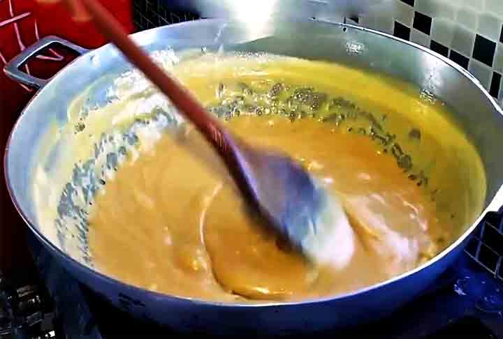 A rica tradição do doce de leite o torna um símbolo culinário em muitas culturas. Veja lugares pelo mundo que produzem essa delícia de forma peculiar, destacando-se pelo sabor e pela qualidade. 
- Reprodução de video MT Rural