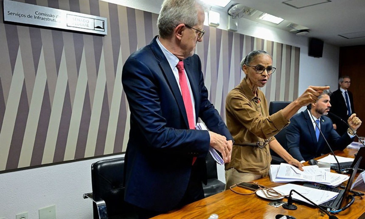 Marina Silva bateu boca com senadores e abandonou a sessão - (crédito: Geraldo Magela/Agência Senado) Marina Silva bateu boca com senadores e abandonou a sessão - (crédito: Geraldo Magela/Agência Senado)
