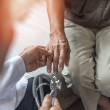 Hospital em Jundiaí realiza atendimento a pacientes em casa -  Shutterstock