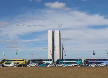 Abrati lança campanha para defender a regulamentação do setor de transportes de ageiros -  (crédito: Abrati/Divulgação)