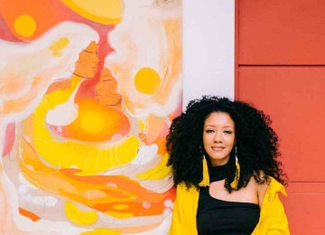 Fênix é uma das artistas que participam da exposição 'Sarararte', com obra criada especialmente para a mostra
 -  (crédito: Diego Ruhan/Divulgação)