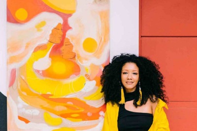 Fênix é uma das artistas que participam da exposição 'Sarararte', com obra criada especialmente para a mostra
 -  (crédito: Diego Ruhan/Divulgação)
