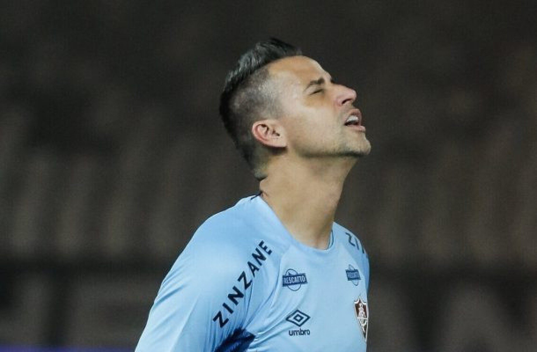 Fábio celebra renovação com o Fluminense: ‘Presente de Deus na minha vida’