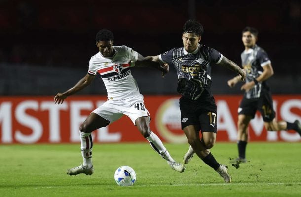 LUCAS FERREIRA - Outro que deixou a desejar, com muitos erros - Nota 5,0 - Foto: Paulo Pinto/São Paulo