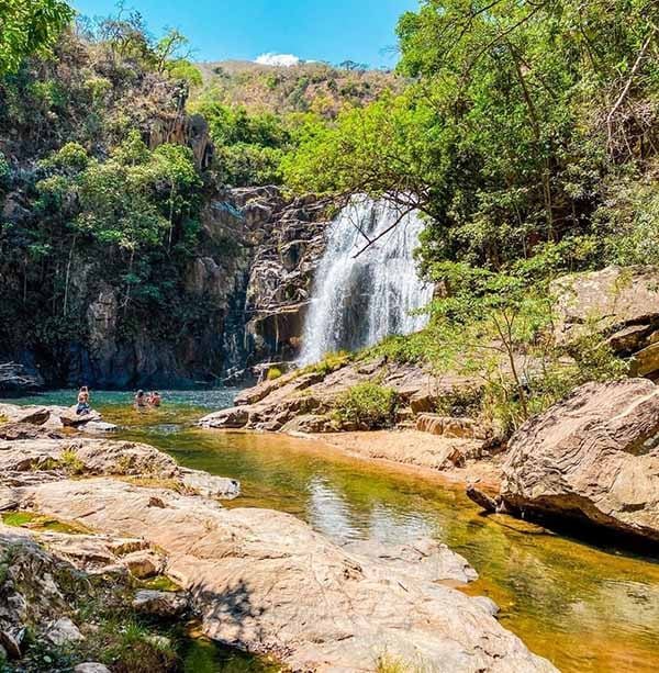 Cachoeira do Lobo &ndash; Capit&oacute;lio, MG (Parque Nacional da Serra da Canastra): Grande piscina natural com &aacute;guas calmas e visual deslumbrante. 