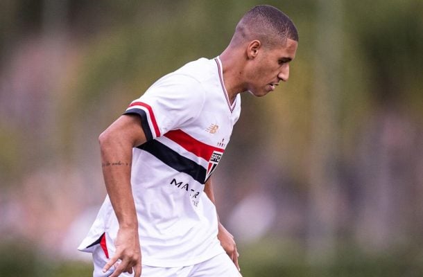 HENRIQUE CARMO - Entrou no lugar de Lucas Ferreira e teve boa atuação. Quase marcou um gol - Nota 6,0 - Foto: Divulgação/São Paulo