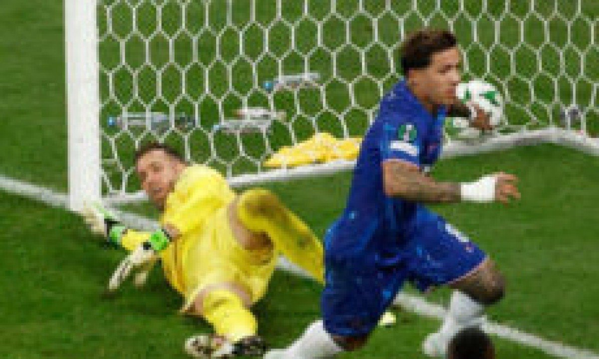 Chelsea se impõe, goleia Betis e é campeão da Conference League -  (crédito: No Ataque Internacional)