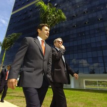 Aécio protesta contra lista de imóveis de Zema: ‘Minas não está à venda' - Euler Junior/EM/D.A Press