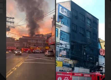 Fumaça preta subiu alto do incêndio em prédio comercial em São João do Meriti (RJ) -  (crédito: Reprodução/Cyro Neves - Rádio Tupi)