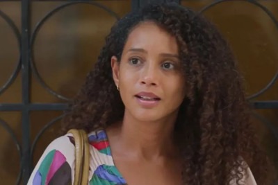 Raquel vira o jogo e muda de vida após decepção com Ivan em Vale Tudo -  (crédito: Obeservatório da TV)