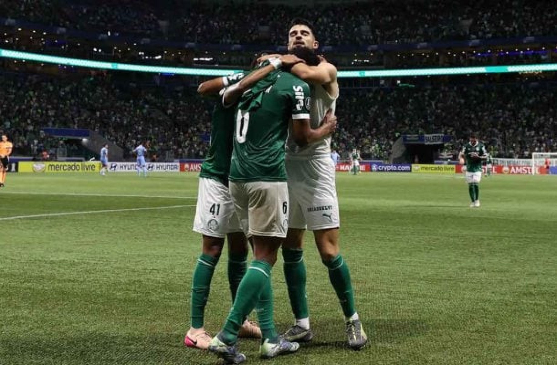 Na despedida de Estêvão do Allianz, Palmeiras dá show e goleia o Sporting Cristal Na despedida de Estêvão do Allianz, Palmeiras dá show e goleia o Sporting Cristal