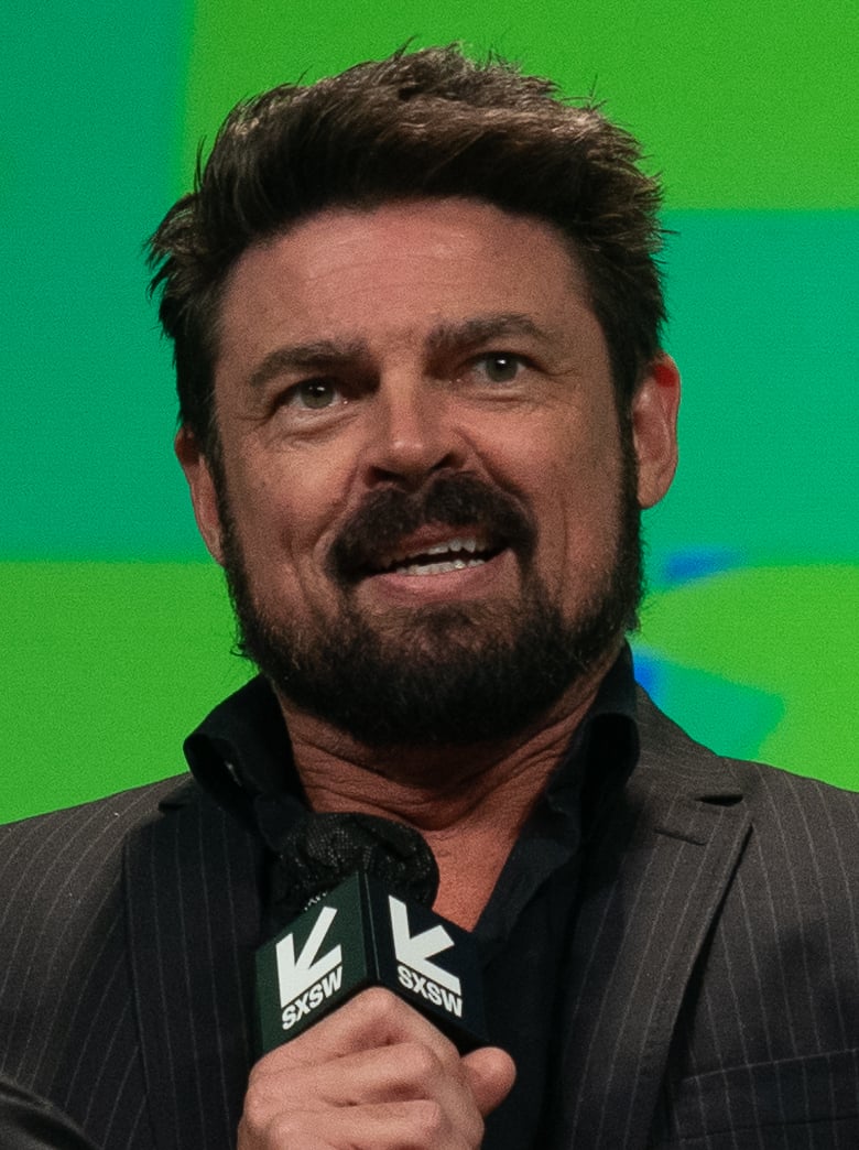 Outro grande nome do cinema americano que saiu da Nova Zelândia é Karl Urban. Nascido em 7 de junho de 1972, Karl-Heinz Urban também é nativo de Wellington. E tem uma carreira consolidada na Meca do Cinema. 

