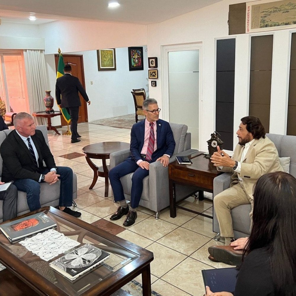 Governador Romeu Zema se reúne com vice-presidente de El Salvador