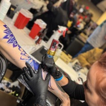 Tatuadora Thaysa Lucena é 2º lugar em evento internacional nos EUA - DINO