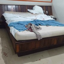 Homem tenta matar mulher para mumificar corpo e usá-la como escrava sexual