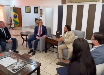 Zema se reúne com o vice-presidente de El Salvador. Governador  está país para conhecer a política de encarceramento do pais, usada para combater a violência -  (crédito: redes sociais)