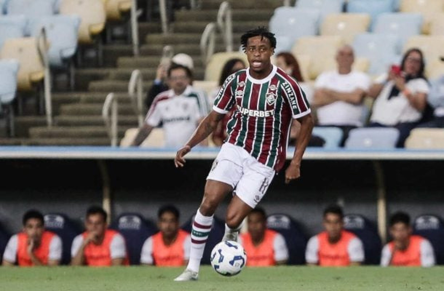 Fluminense vai a campo sem Samuel Xavier e Keno nesta quinta-feira Fluminense vai a campo sem Samuel Xavier e Keno nesta quinta-feira