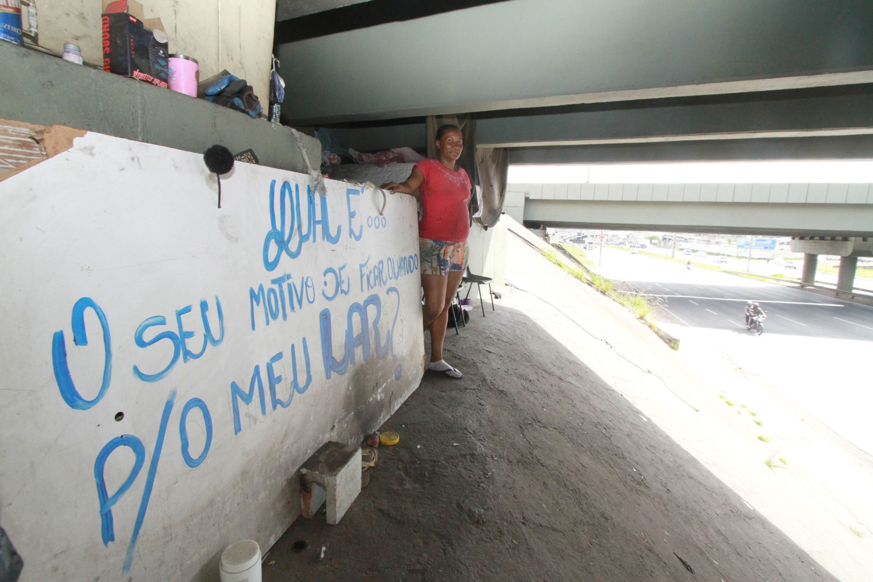A placa fica em um viaduto na Avenida Cristiano Machado com Anel Rodoviário
      -Edésio Ferreira/EM/D.A. Press.