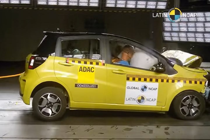 Foram apresentadas falhas graves na proteção do tórax do motorista e ageiro em colisões frontais e laterais. É o único modelo elétrico da lista.