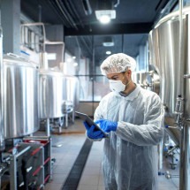 Errata - Setor de laticínios amplia investimentos em higiene industrial - DINO