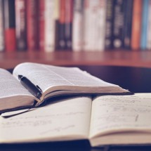 Gabriela Gonçalves lança livro de poesias - Pixabay/Reprodução