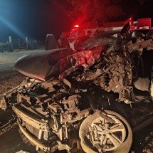 Motorista morre em batida de frente entre carro e caminhão na MGC-122 - CBMMG