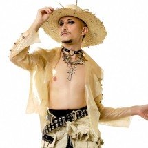 Gabeu relança "Minas Gerais" e mistura rock country com moda caipira - Reprodução Instagram