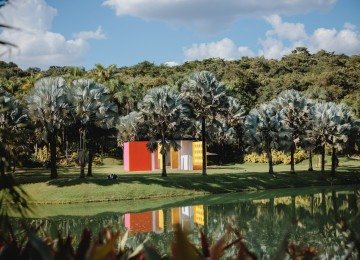 De 30 de novembro a 2 de dezembro, convidados selecionados viver&atilde;o uma experi&ecirc;ncia imersiva e exclusiva em Inhotim &ndash; arte contempor&acirc;nea de n&iacute;vel mundial, natureza exuberante e alta gastronomia       -  (crédito: Julia Lanari/Divulga&ccedil;&atilde;o)