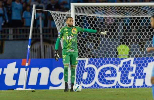 EVERSON -Pouco trabalho. A bola de maior perigo que foi no seu gol entrou: o pênalti cobrado por Cueva. NOTA 5,5. Foto: Pedro Souza / Atlético