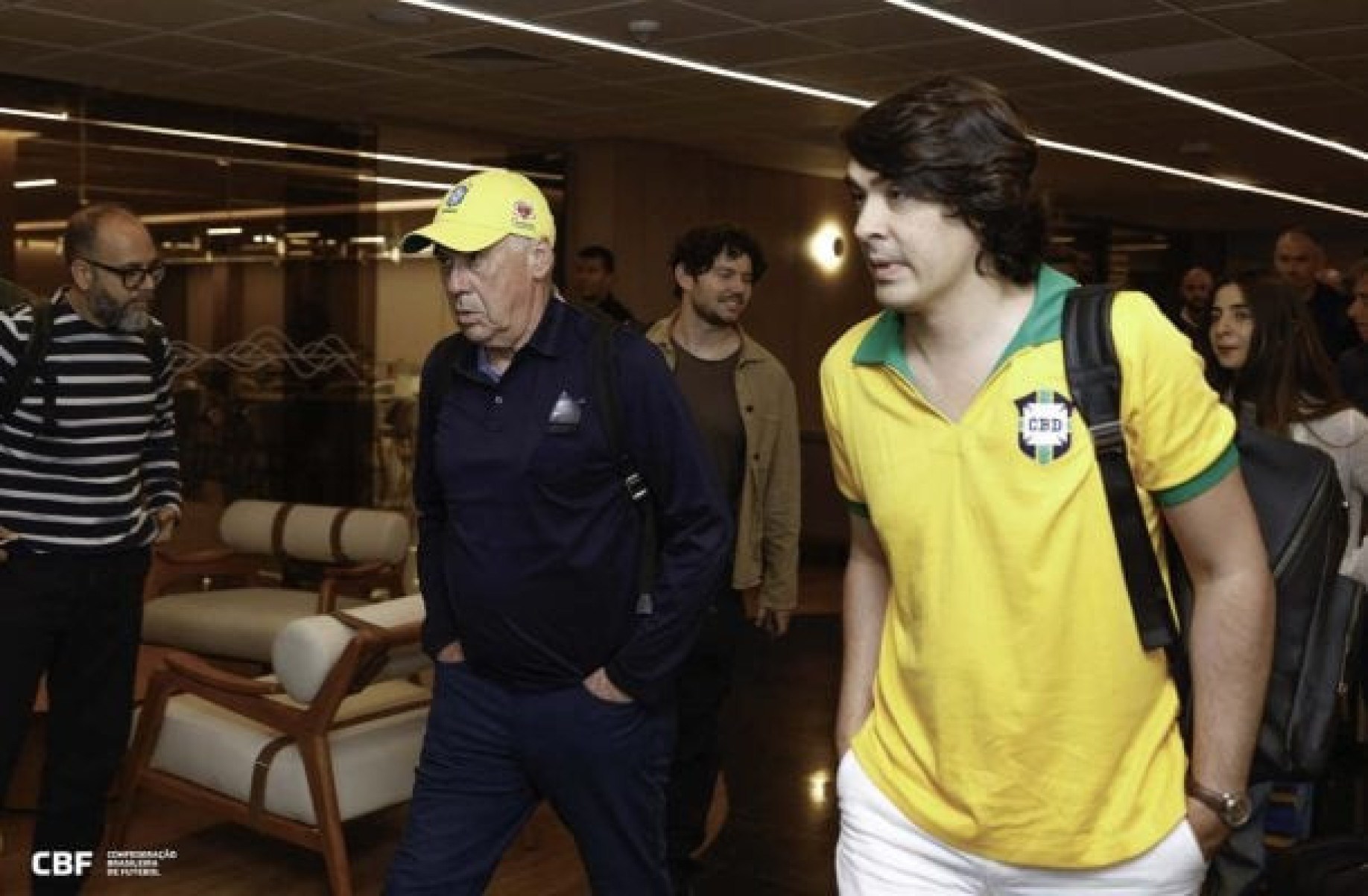 Fifa interpela CBF por comissão paga a intermediário em negociação com Ancelotti