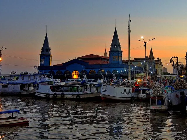BelÃ©m (Capital do ParÃ¡) - Apelido: Cidade das Mangueiras. PopulaÃ§Ã£o:  1,5 milhÃ£o