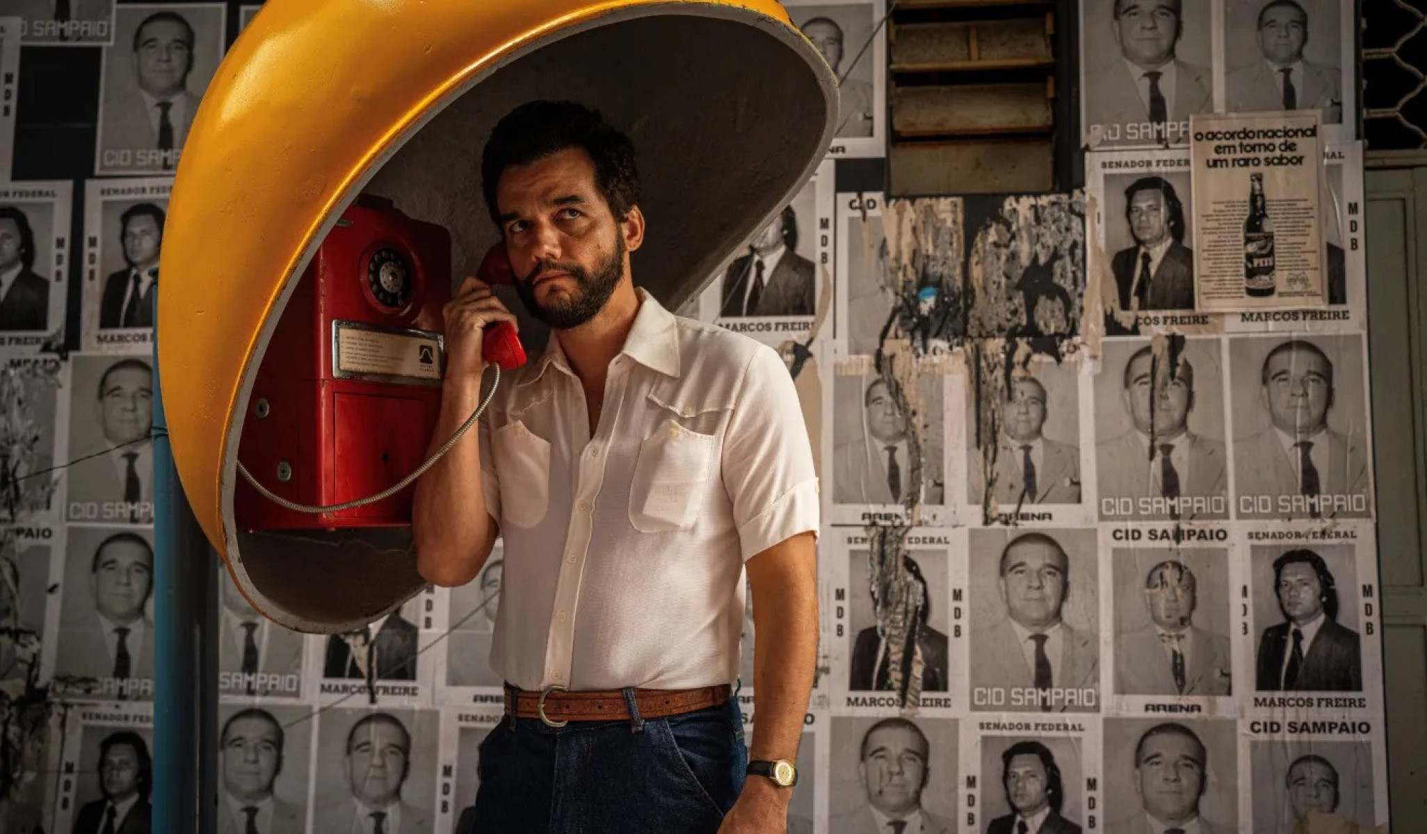 Ainda inédito no Brasil, "O agente secreto" (2025) competiu pela Palma de Ouro em Cannes e recebeu os prêmios de melhor direção e ator (Wagner Moura) do júri presidido pela atriz sa Juliette Binoche 