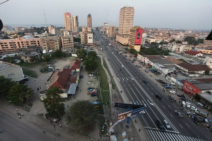 Originalmente, o DAF Super CityTrain foi projetado para operar em Kinshasa, na República Democrática do Congo.