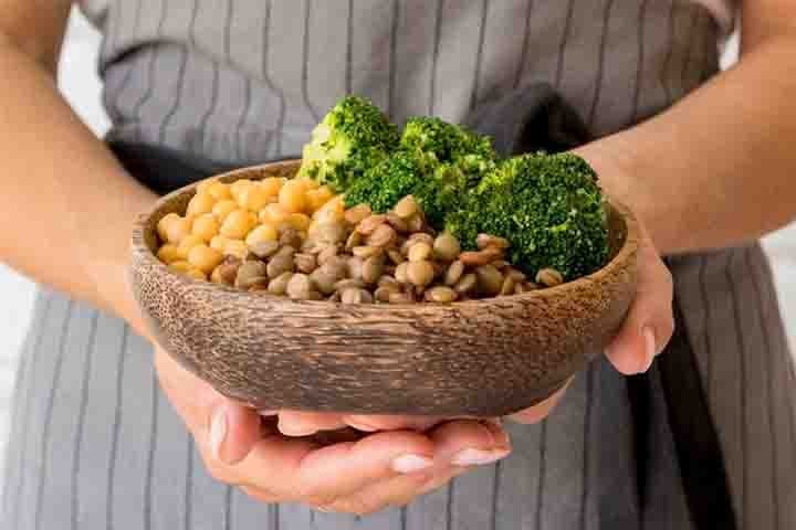 É importante mencionar que para obter todos os benefícios mencionados anteriormente, a soja deve fazer parte de uma alimentação equilibrada e saudável, além de ser fundamental praticar atividade física de forma regular.