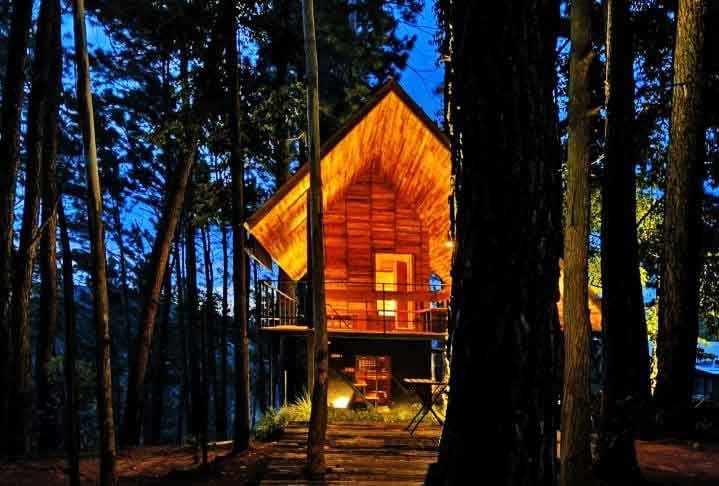 Além do "glamping", há diversos outros estilos de acomodação de campo que fazem sucesso mundo afora e que vem conquistando cada vez mais adeptos no Brasil; conheça!