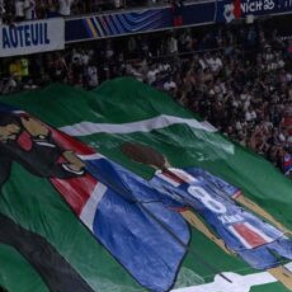 Técnico do psg sobre homenagem à filha: ‘não preciso ganhar a champions para lembrar’