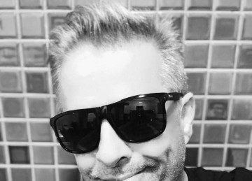 Morreu, neste sábado (31), o estilista mineiro Amarildo Ferreira -  (crédito: Redes sociais)