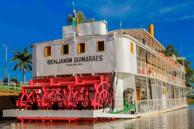 De volta ao cartão-postal - Parado há 12 anos, o Benjamim Guimaráes foi completamente reformado e já está apto para a navegação -  (crédito:  Ivan Rodrigues/Divulgação)
