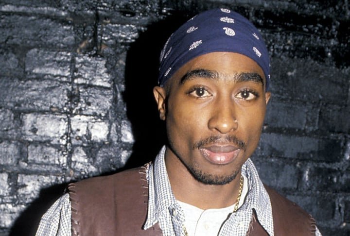 4º lugar: Tupac - É ídolo da maioria dos fãs do rap. Morto a tiros aos 25 anos, em 13/09/1996, ele também foi ator, produtor, DJ e ativista.