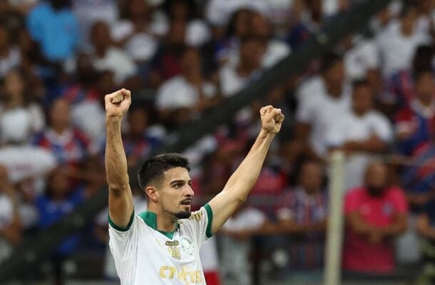 FLACO LÓPEZ  - Não teve sucesso algum diante da marcação do Cruzeiro e a oportunidade que teve foi bloqueada. Saiu no intervalo para a entrada de Vitor Roque NOTA 4,0. Foto: Cesar Greco/Palmeiras
