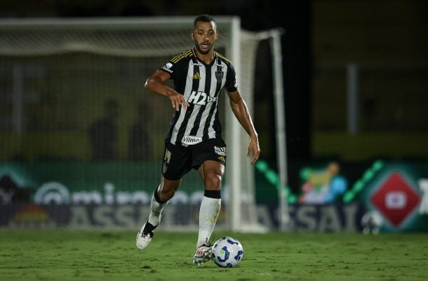 VITOR HUGO - Foi bem, mas não tem tanto ritmo. Saiu no intervalo. NOTA 5,0 - Foto: Pedro Souza / Atlético