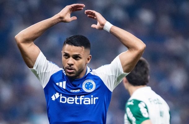WANDERSON – Muito ativo pelo flanco esquerdo, conseguindo ganhar a maioria das jogadas diante de Giay. Um dos bons do Cruzeiro diante do Palmeiras. NOTA 7,0 Foto: Gustavo Aleixo/Cruzeiro