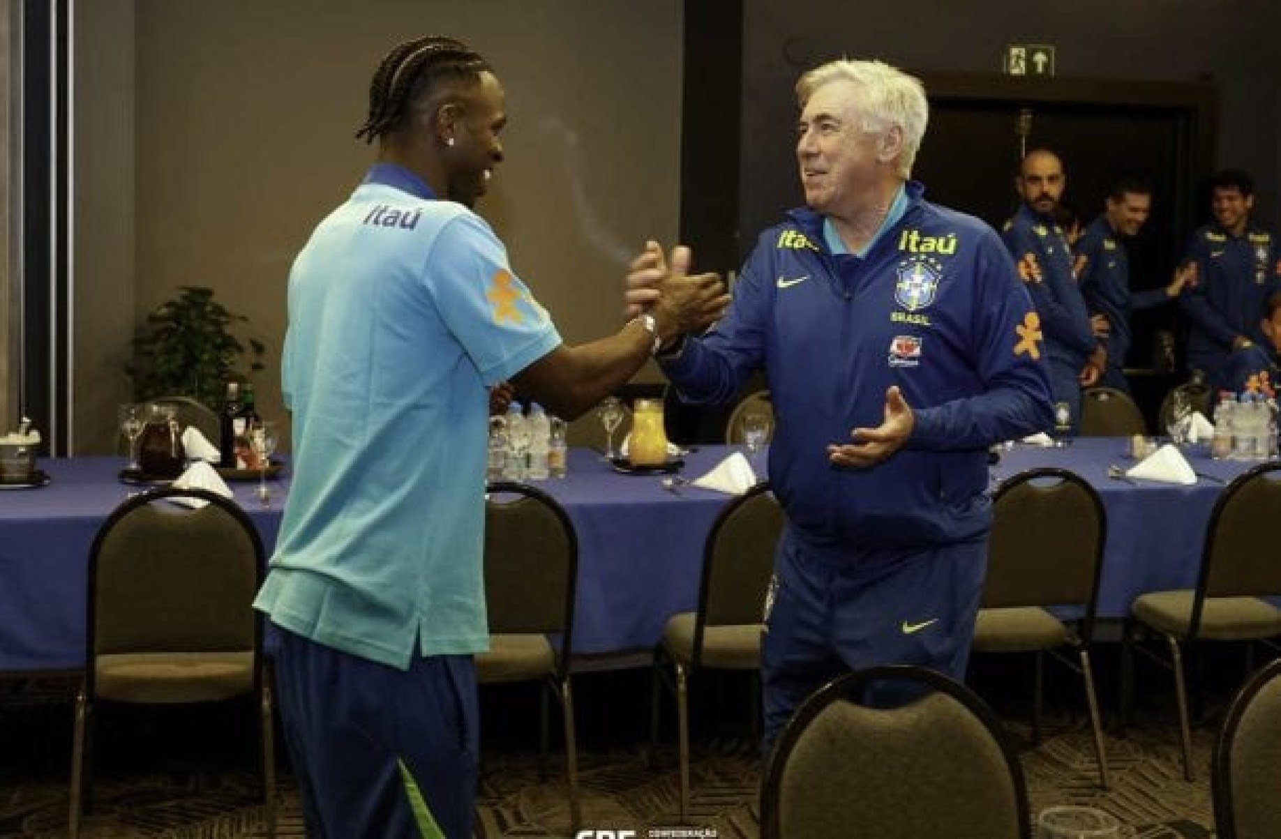 Seleção começa a se apresentar para início de trabalho de Carlo Ancelotti