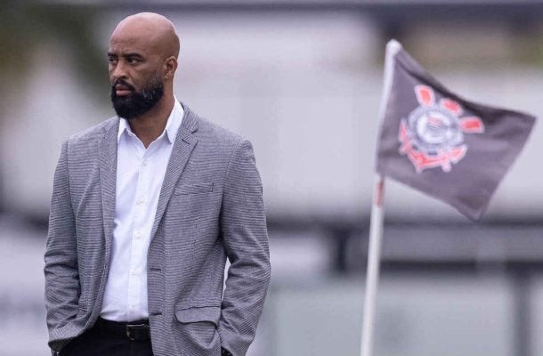 Fabinho Soldado diz trabalhar para que política do Corinthians não interfira dentro de campo