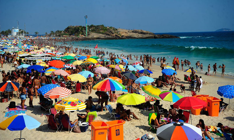 Nos anos seguintes, o país foi subindo no ranking e chegou a ser o 17º mais feliz no ano de 2016. 