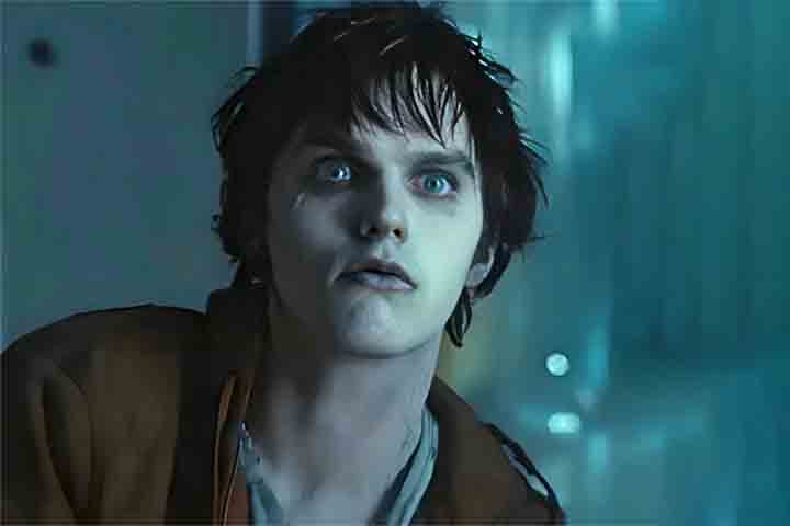 Ao longo dos anos, Nicholas Hoult continuou a diversificar seus papéis e a explorar novos gêneros cinematográficos. Em 2013, ele estrelou "Meu namorado é um zumbi", uma mistura de comédia romântica e filme de zumbis.