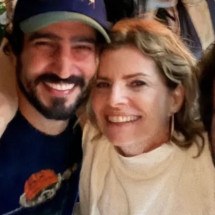 Debora Bloch comemora 62 anos com elenco de 'Vale tudo' - Instagram/ Reprodução