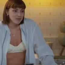 Filtro atrai atenção em novela e revigora o tradicional método de purificar água - Reprodução TV Globo 