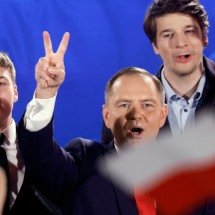 Quem é Karol Nawrocki, presidente eleito da Polônia